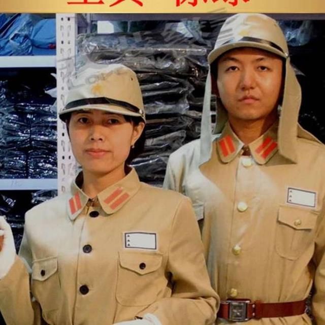 戏说:二战日本军人帽子两边的大耳朵是干嘛用的?