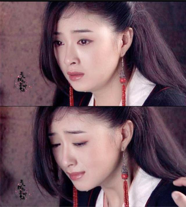 蒋欣的出名还是从《天龙八部》的木婉清开始的,扮相和演技都不错.