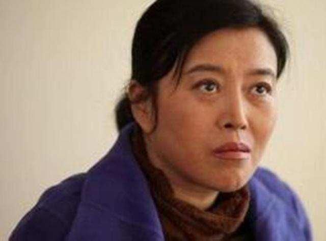 孙红雷晒妻子合照 被网友狂喷!你觉得他是渣男吗