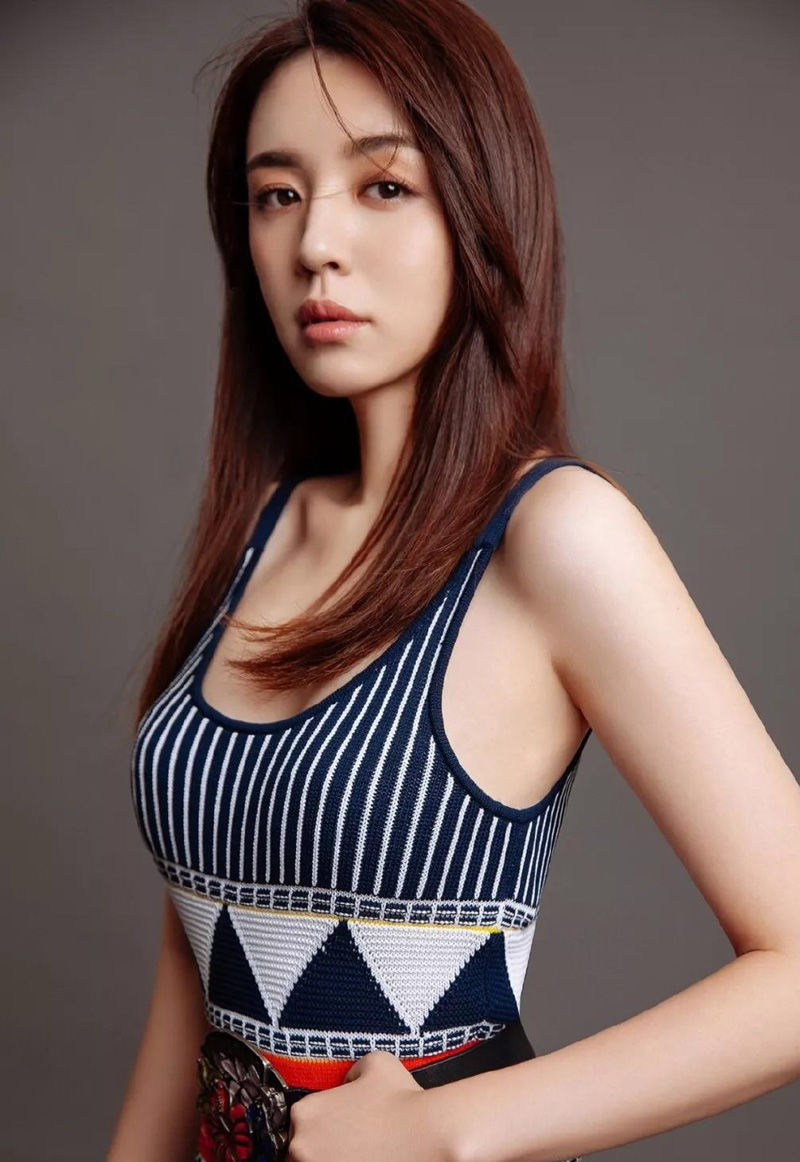 王晓晨性感a性感时尚写真图片日本美女v性感性感拍图片