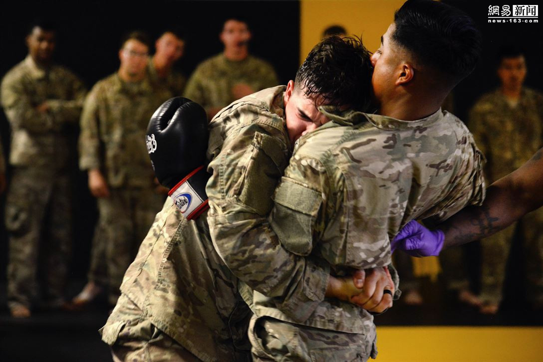 特种兵格斗术_都巿之特种狂兵txt下载_特种强兵叶晓峰给力