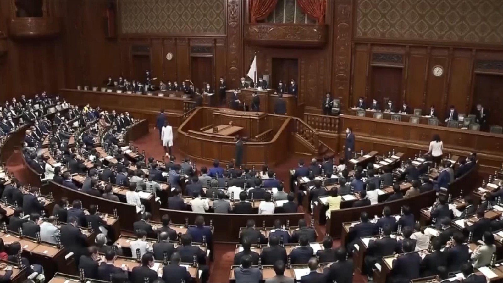 菅义伟领导的日本内阁不支持率创新高