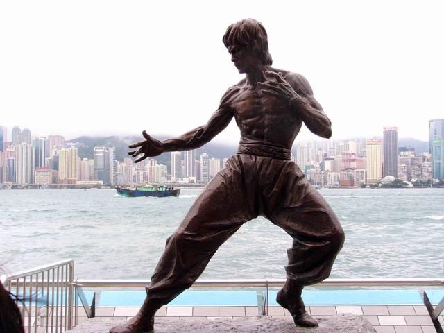李小龙的魔鬼身材,注定不是一般方法能炼出来的