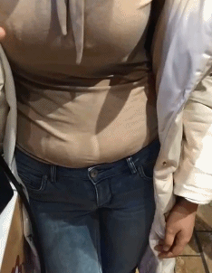 最新一期内涵爆笑动图 这身材,一般人怕是顶不住!