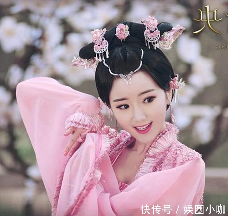 古装"一舞倾城"的4大美人:第三,毛晓彤,在《锦绣未央》里面,简直婀娜