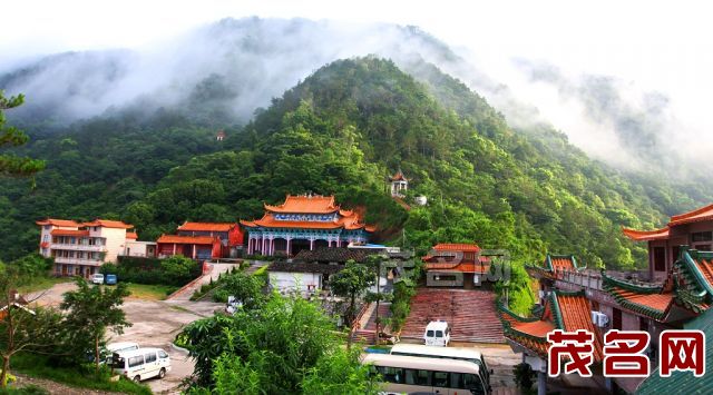 大仁山—走进自然生态风景区 大仁山自然生态风景旅游区,位于信宜