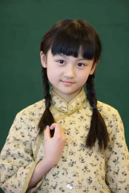 还记得《花千骨》的幽若吗?人家现在瘦成白富美