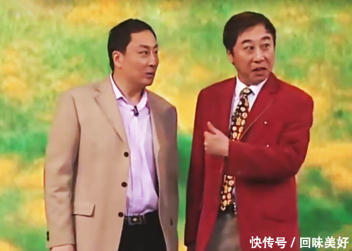 春晚最牛钉子户,连续33年无一年缺席,屏幕记录从小伙