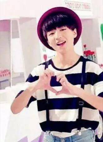 tfboys比心:王俊凯的像桃子,王源的像西瓜
