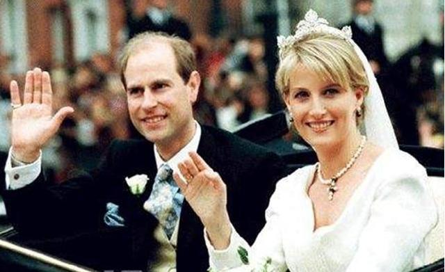 1999年爱德华王子和苏菲琼斯