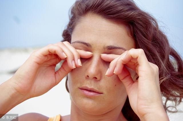 眼睛经常模糊看不清?小心是肝病恶化的征兆
