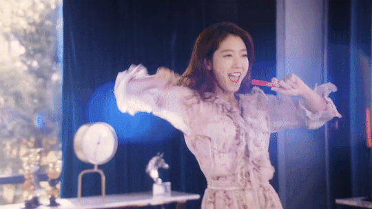 [朴信惠][分享]170816 演员中最会跳舞的信惠 往唱跳型爱豆方向发展也