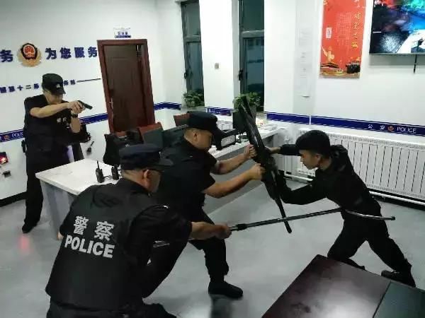 十二师扫黑除恶初战告捷!查获团伙3个,抓获56人!