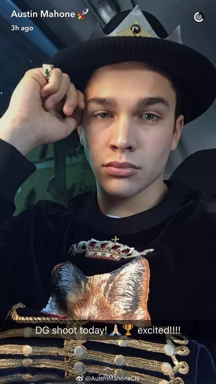 鲜肉歌手austin mahone 将成为dolce gabbana 最新代言人