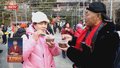 喝腊八粥泡腊八蒜 传承民俗年味渐浓