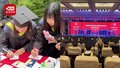 高校为毕业生设立时光邮筒  女生许愿：10年后希望我的对象头还没秃