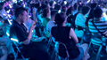 王力宏演唱会苏州站撞期“苏超” 歌迷一边听歌一边看比赛两不误