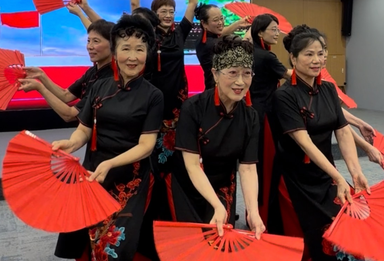 亲姐妹齐上阵！明光村社区模舞艺术队一曲《万疆》