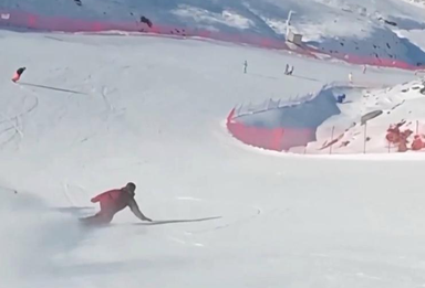 从国际赛事到“雪假”经济 新雪季涌现这些产业新亮点