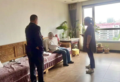 顺义好风气丨老人突发疾病，邻居、商户、物业接力守护——