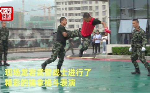 无特效！看完这段格斗绝让你对我武警战士刮目相看