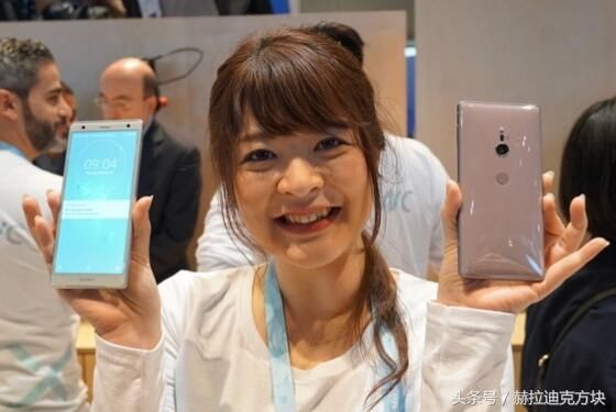 全球首款录制4K HDR手机Xperia XZ2三月开卖
