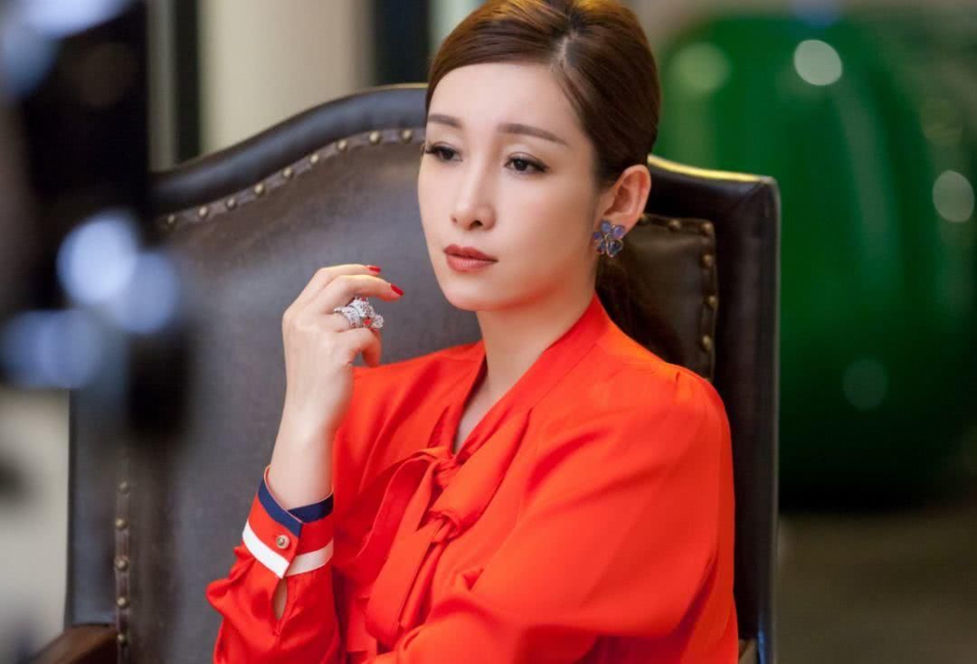 杀伐决断mix柔情似水的安宁,是穿成这样撩到时