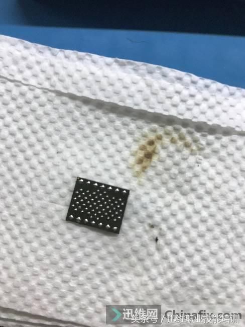 网上收来32G的iPhone 7,扩容后升级到256G,容