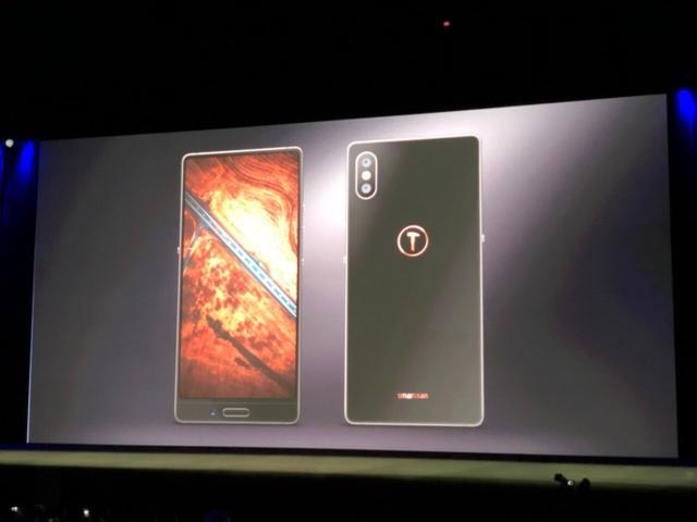 1299元起!锤子坚果3发布:刘海当道时代的异