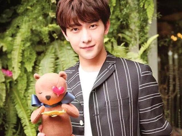 杨洋赵丽颖合作新剧《长相思》,杨洋郑爽CP神