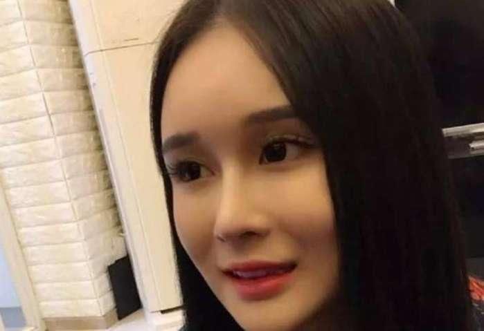 赵本山女儿赵一涵公布恋情, 男友网名东关小犟