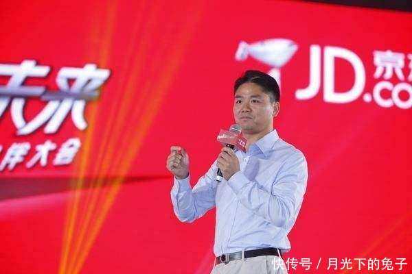 为什么快递员经常辞职?看看京东快递员每月赚