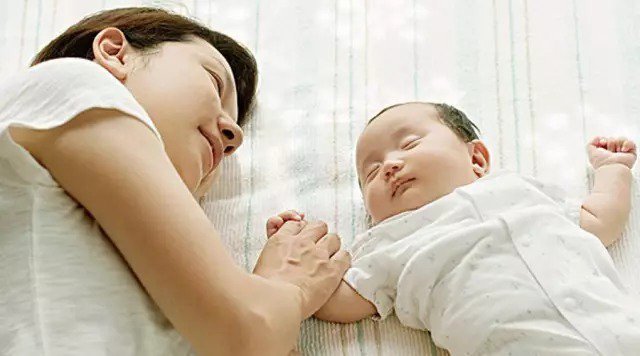 八种坐月子禁忌纯属无稽之谈，捂月子中暑或留后遗症