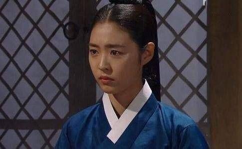 中国有个美女叫西施,韩国古代美女叫什么?说出