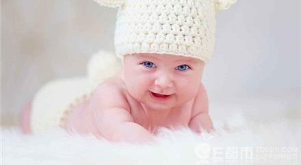 C罗留山羊胡 2018世界杯C罗进4球挑衅梅西霸