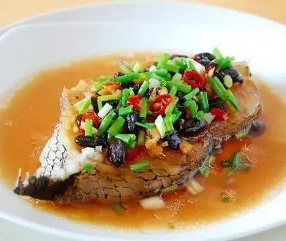 家里有孩子的哦~ 家里有宝宝的人都知道,鳕鱼营养丰富,被称为海中白金