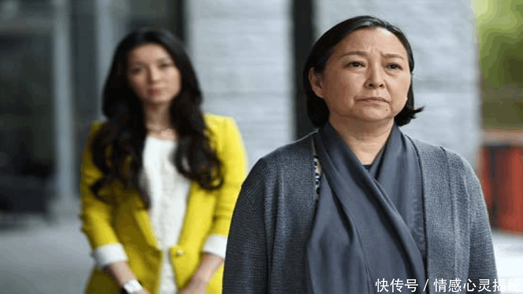 小姑子结婚婆婆逼她送她的陪嫁车,拿出张纸,婆婆连忙道歉