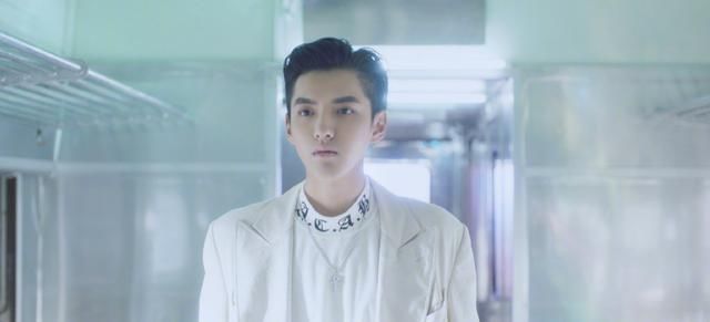 吴亦凡即将被公布恋情?对象不是古力娜扎不是