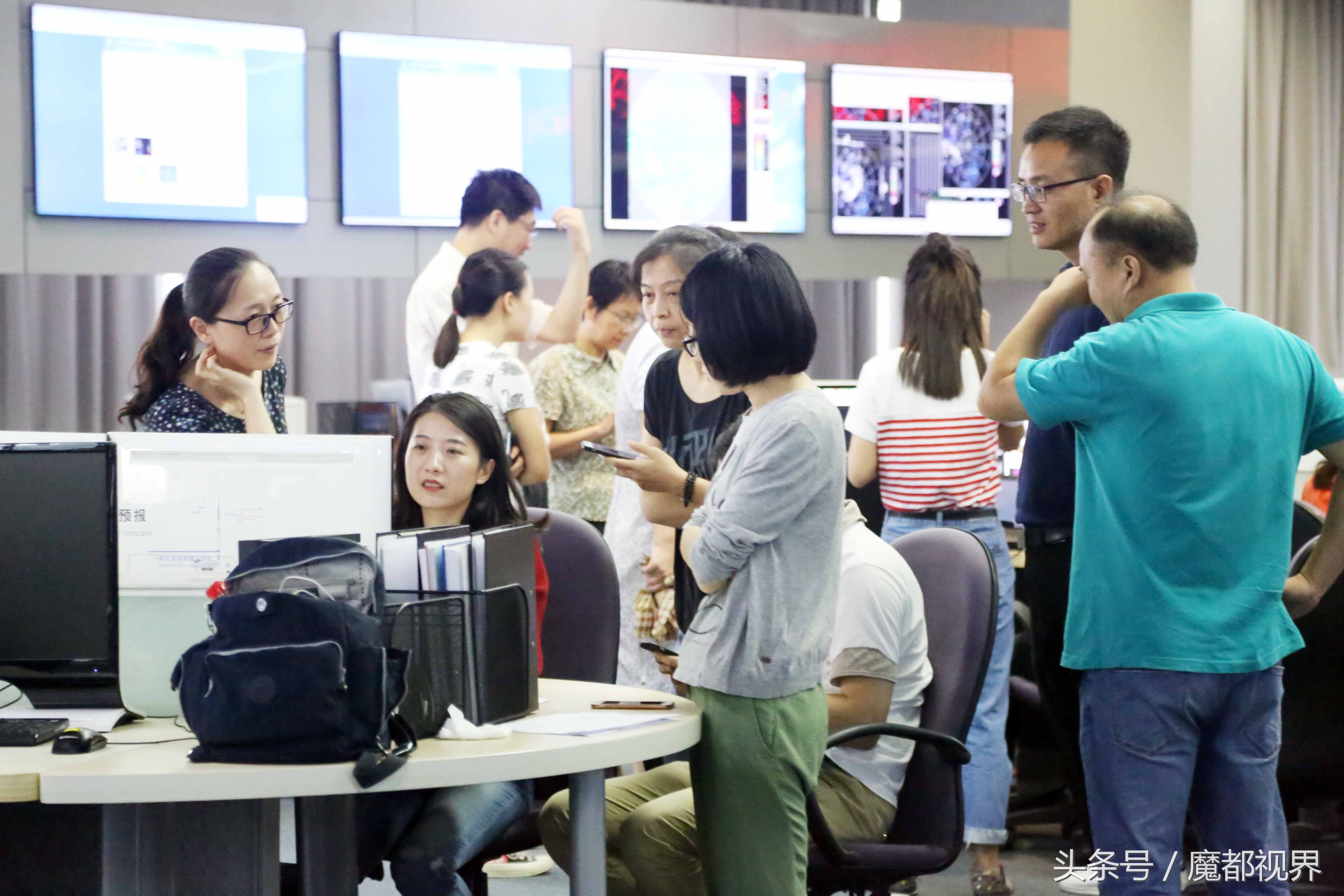 探营上海气象局 天气预报大本营