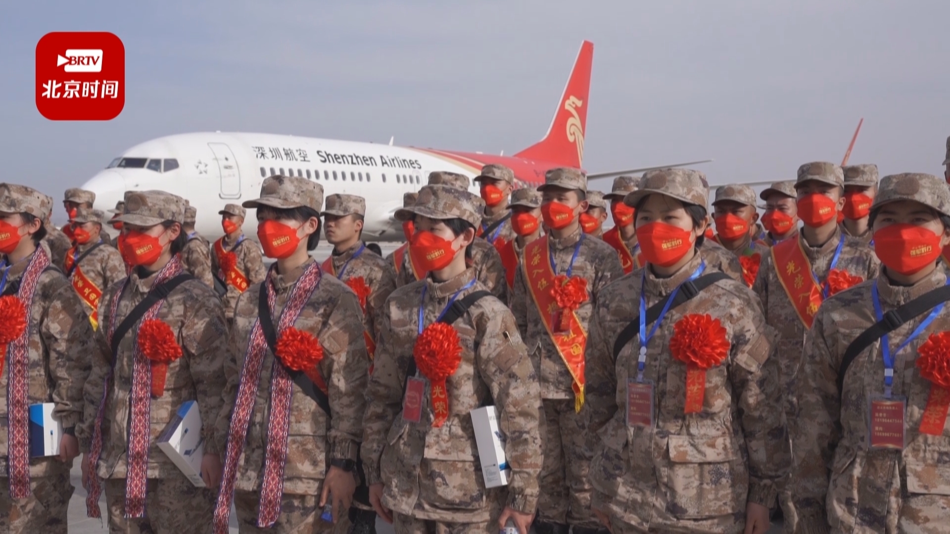 新兵入营开启军旅新征程,陆军某综合训练基地迎来首批春季入伍新兵_北京时间