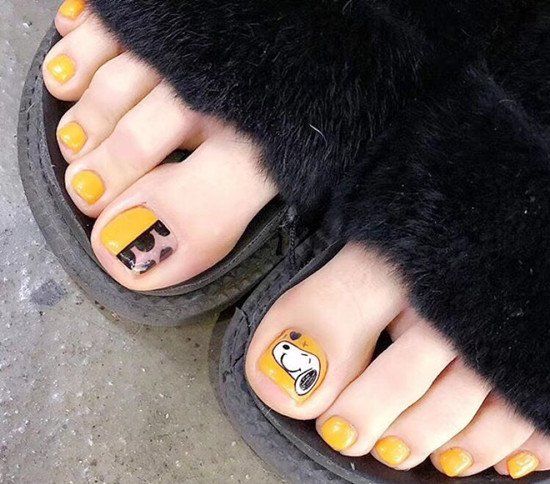 2018显白的脚部美甲图片合集 适合夏季的小清