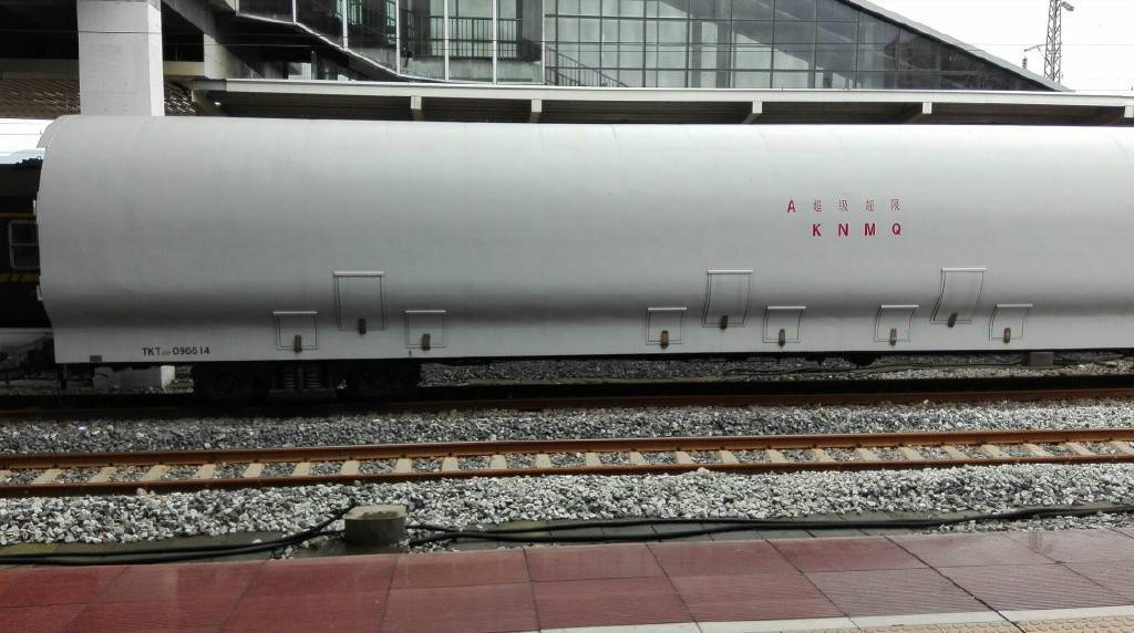 但也有人分析，这应该是可提供“三防”环境的为操作人员提供防护的分段。