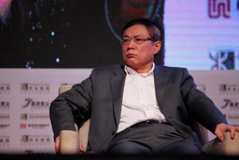 潘石屹说房价要跌,任志强说房价要涨,2019年该