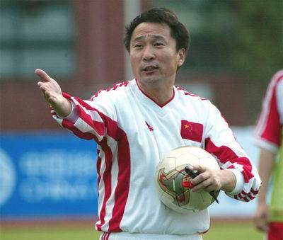 盘点中国足坛10大金左脚!最强一人齐名贝利