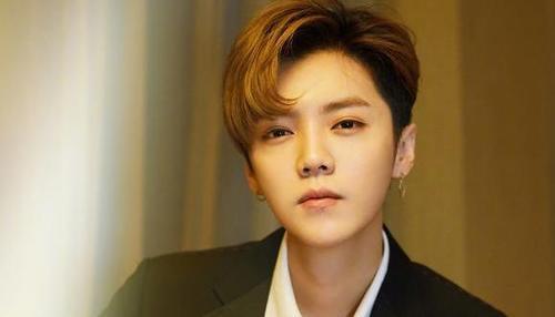 关晓彤居然这么称呼鹿晗,叫老公过时了,网友