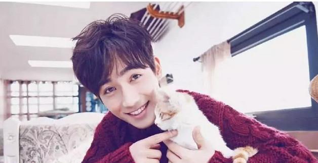 蔡徐坤粉丝和易烊千玺粉丝因一份榜单互怼,王