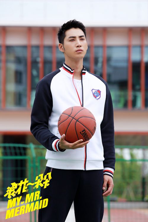 庞瀚辰《浪花一朵朵》霸气上线 网友:最快的男人