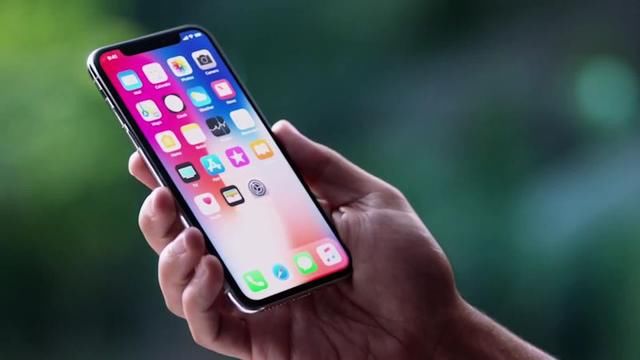 刚买的iPhone X要被淘汰?曝苹果明年新机将支
