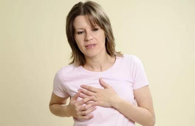 身上长的不痛不痒的脂肪瘤:到底是留还是不留