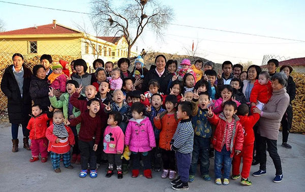 2月5日,石书军回复邮件说,"…… 我和我全家在